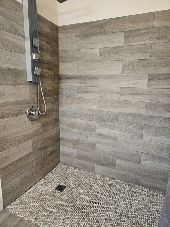 Photo - 1507 S Parramore Ave Apartment