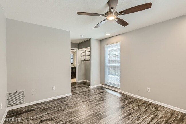 Foto del edificio - 3 br, 2 bath House - 1824 Southwood Lane