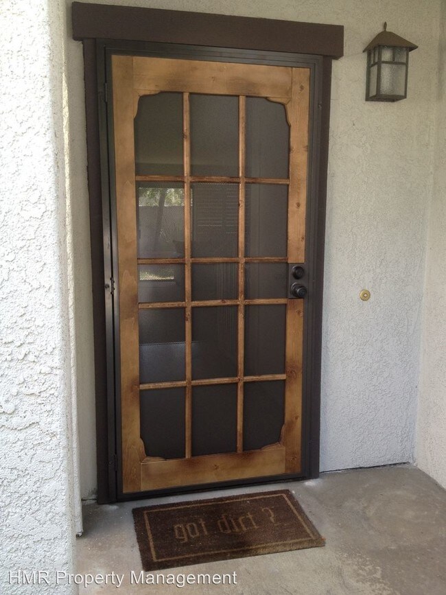 Foto del edificio - 3 br, 2.5 bath House - 2251 E. Badillo St.