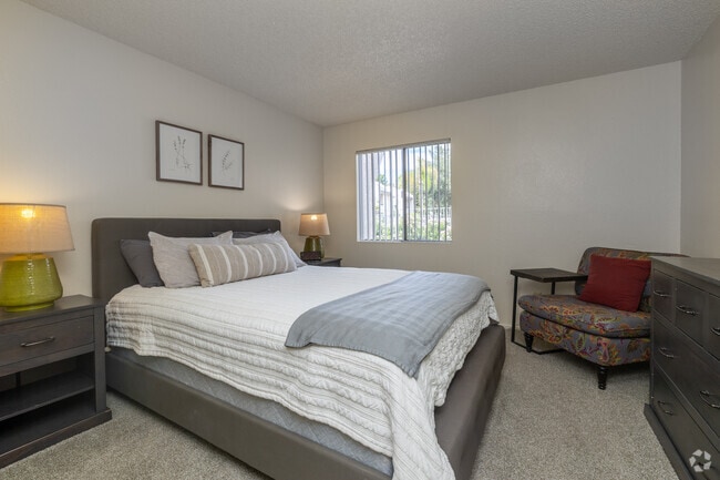 Mesquite: 1 habitación, 1 baño - 580 pies cuadrados - Dormitorio - The Woods Apartments at Midvale Park