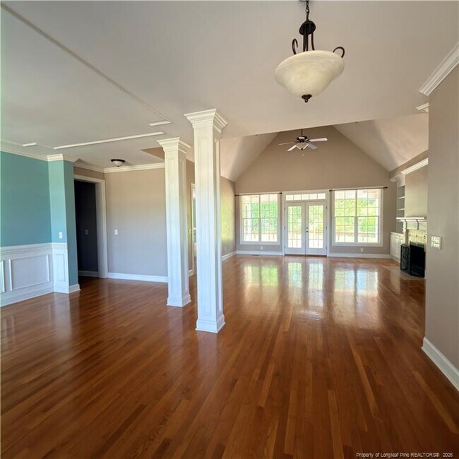 Foto del edificio - 3686 Linden Rd