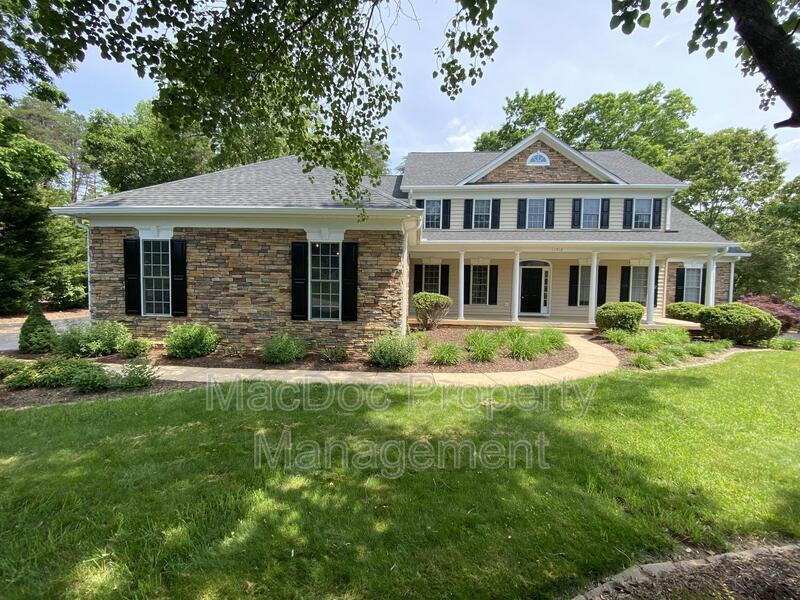 Primary Photo - 11912 Old Elm Ct