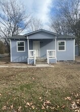 Building Photo - 2301 Powell Ave