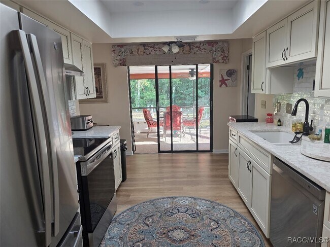 Foto del edificio - 25 Holly Ct