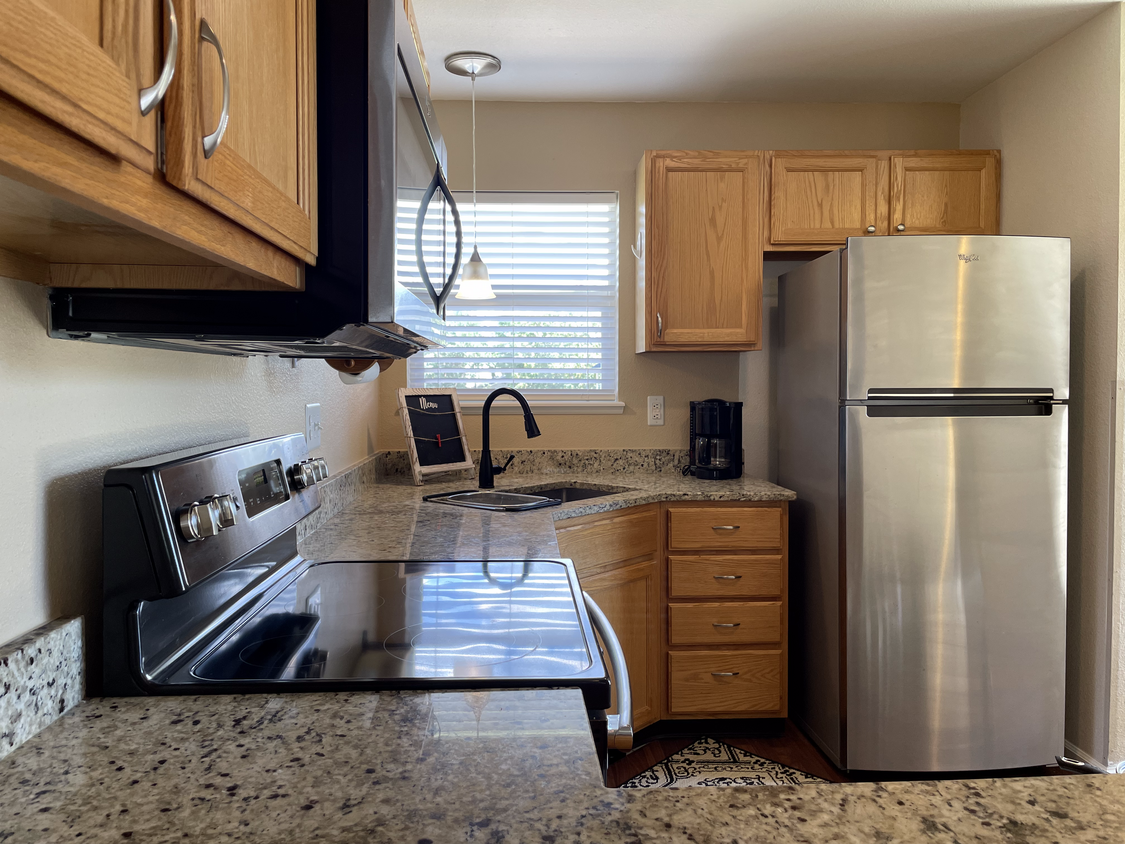 Foto principal - 2955 W Stuart St