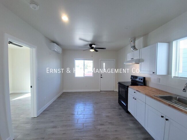 Foto del edificio - 3100 E Spaulding St
