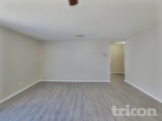 Building Photo - 6714 Barton Rock Ln