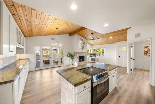 Foto del edificio - 27021 Calle Juanita