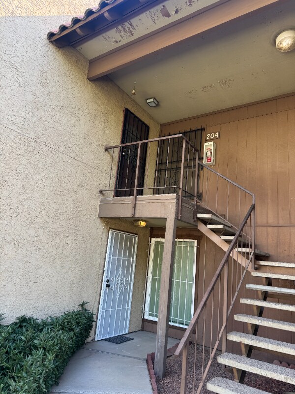 Primary Photo - 4608 W Maryland Ave