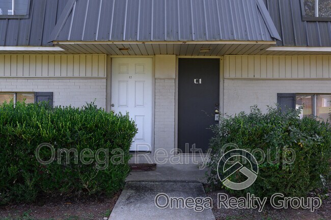 Foto del edificio - 1300 Coosa Pines Dr