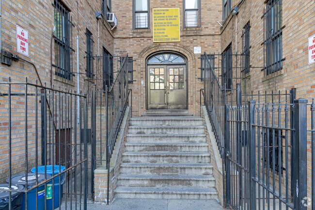 Entrance - 630 E 221st St