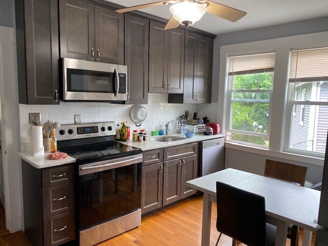 Foto principal - 152 Lake St