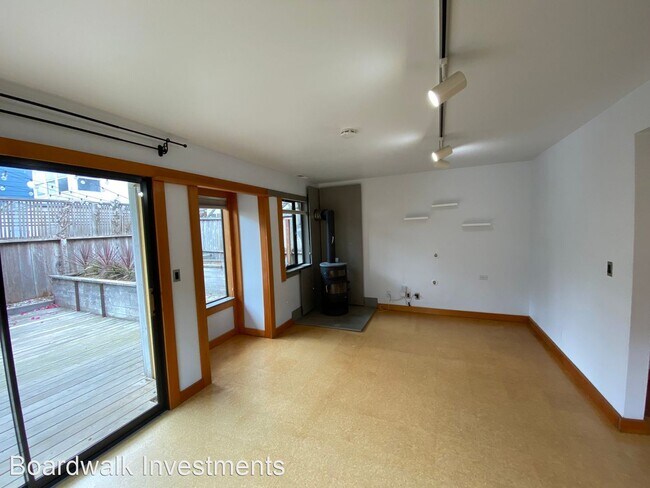 Building Photo - 3 br, 1.5 bath House - 59 San Jose Ave.
