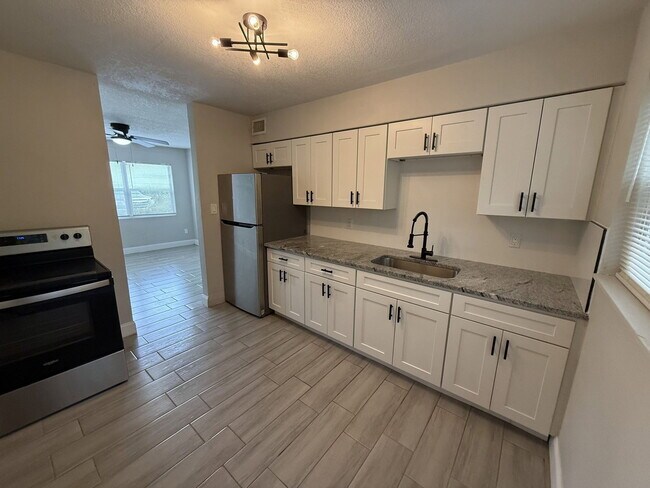 Foto del edificio - 2112 9th Ave N