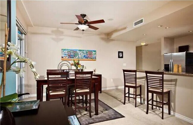 Foto del edificio - Gorgeous Condo with Amazing Views in La Vi...