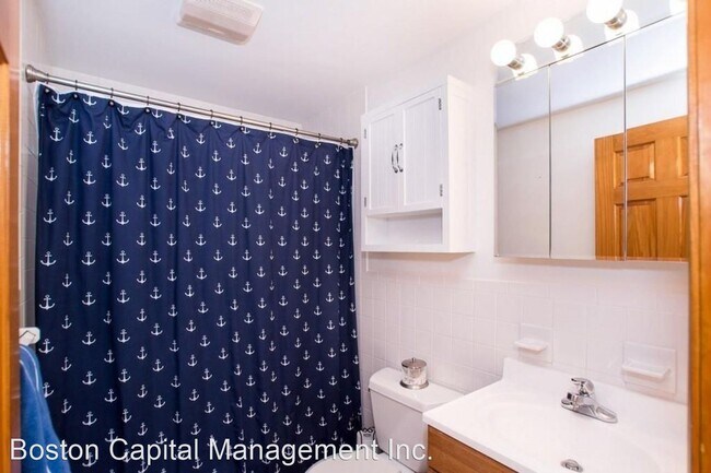 Building Photo - 3 br, 1 bath House - 26 Lincoln St. Unit #5