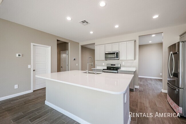 Building Photo - 44478 W Palo Abeto Dr
