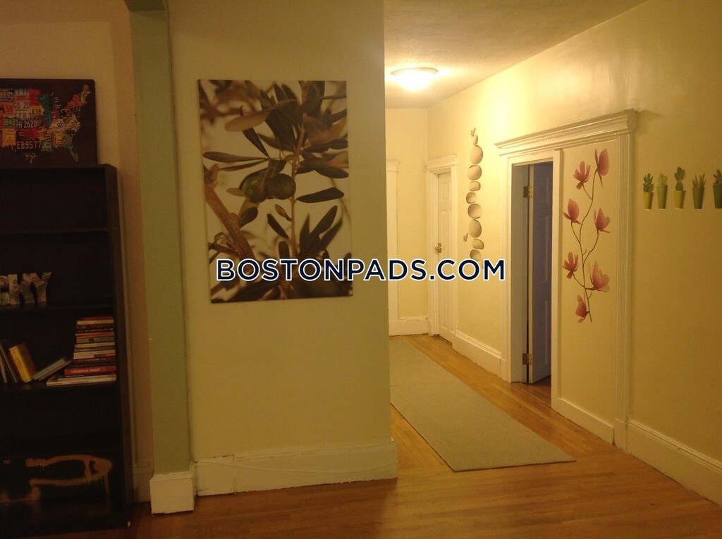 Foto principal - 447 Park Dr