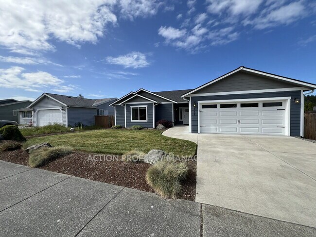Building Photo - 3 bed 2 bath home in Sequim, close to everything