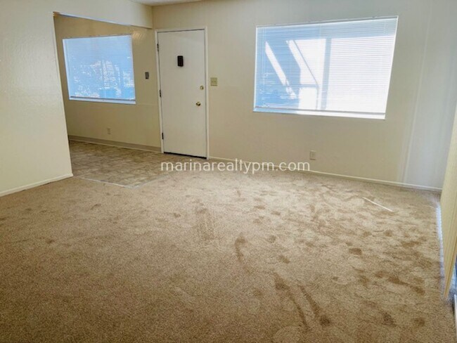 Foto del edificio - 1613 Valle Vista Ave