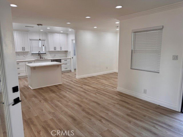 Foto del edificio - 9947 Norwich Ave