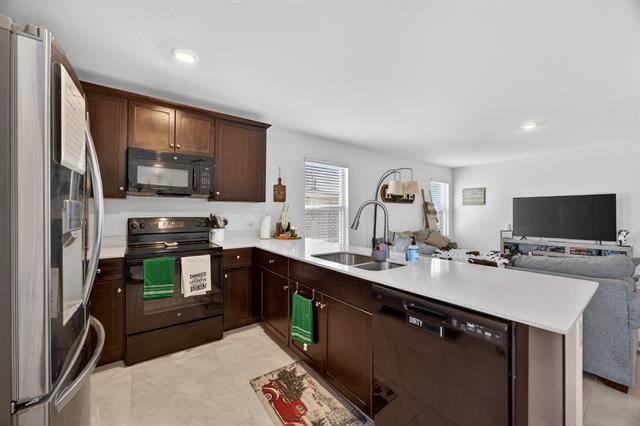 Building Photo - 1477 Yachtclub Dr