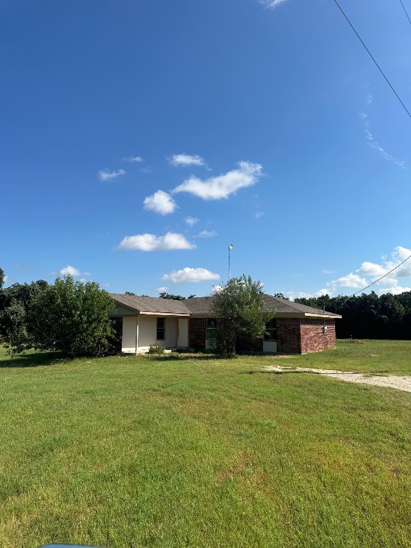 Building Photo - 485 Woodland Dr
