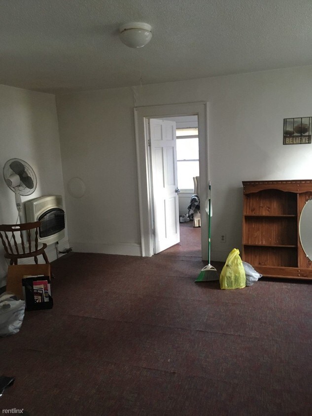 167 E Main St, Torrington, CT 06790 Room for Rent in Torrington, CT
