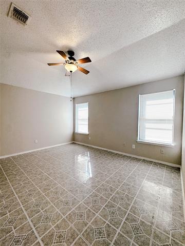 Foto del edificio - 10320 Wood Heights Dr