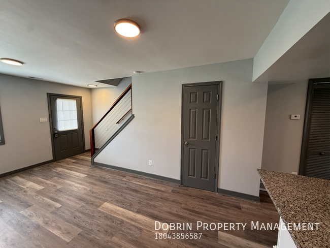 Building Photo - 1703 Colorado Ave