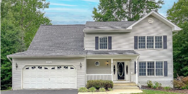 Foto del edificio - 23238 Willow Creek Way