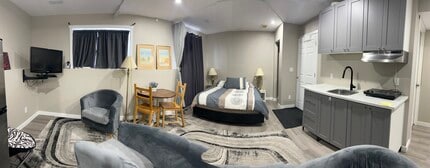 Building Photo - 800 Yankee Valley Blvd SE