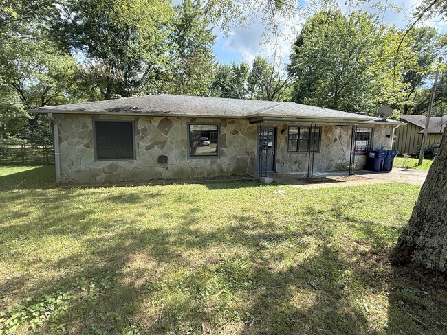 Building Photo - 118 Dexter Cir