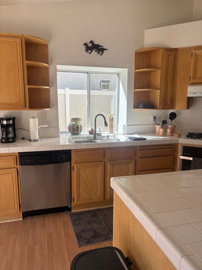 Foto del edificio - 12481 Pacoima Rd