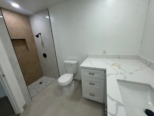 Foto del edificio - 6260 SW 6th St