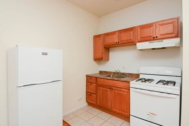 Foto del edificio - 2737 N Spaulding Ave