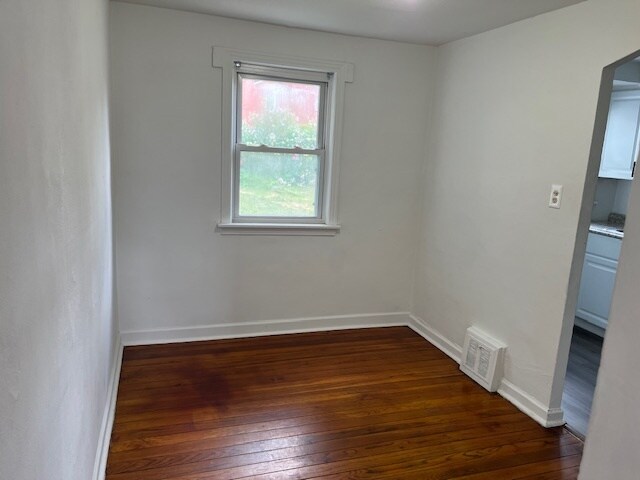 Building Photo - 1144 Shadycrest Dr