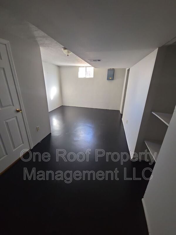 Building Photo - 3219 N 52nd St