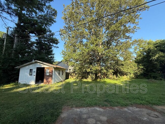 Foto del edificio - 3801 Devon Dr
