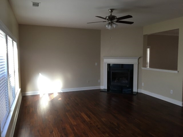 Foto del edificio - 9030 Seamill Road