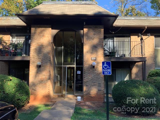 Primary Photo - 238 Orchard Trace Ln