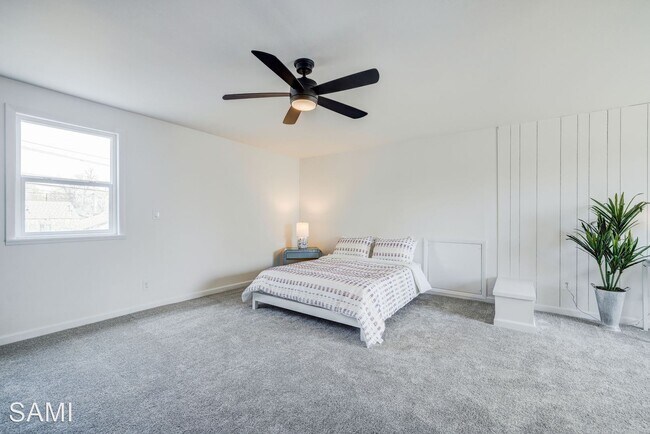 Foto del edificio - 4 br, 1.5 bath House - 1881 S Meade Street