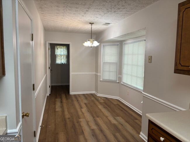 Building Photo - 161 Summerfield Dr