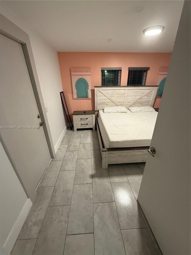 Foto del edificio - 2020 Washington St