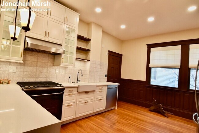 Foto del edificio - 28 Brookledge St