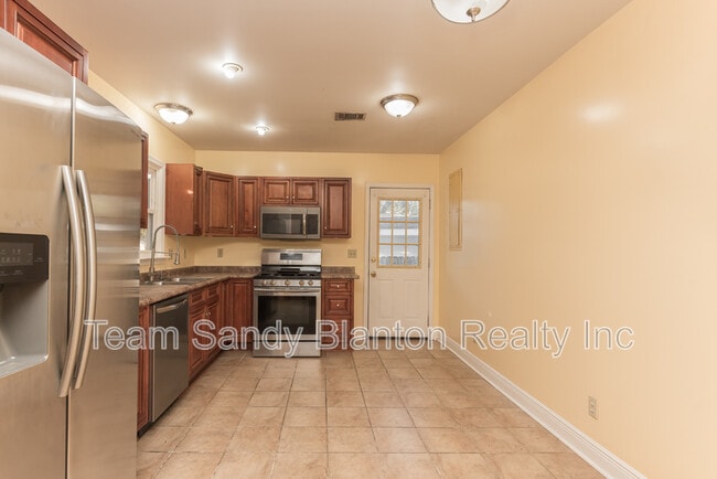 Foto del edificio - 418 Vancouver St