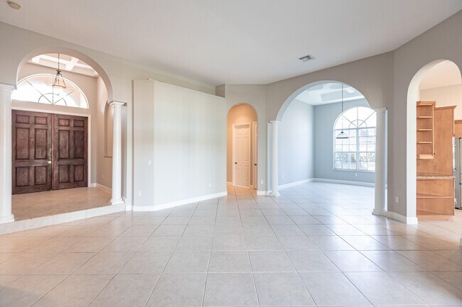 Foto del edificio - 479 Pine Tree Ct