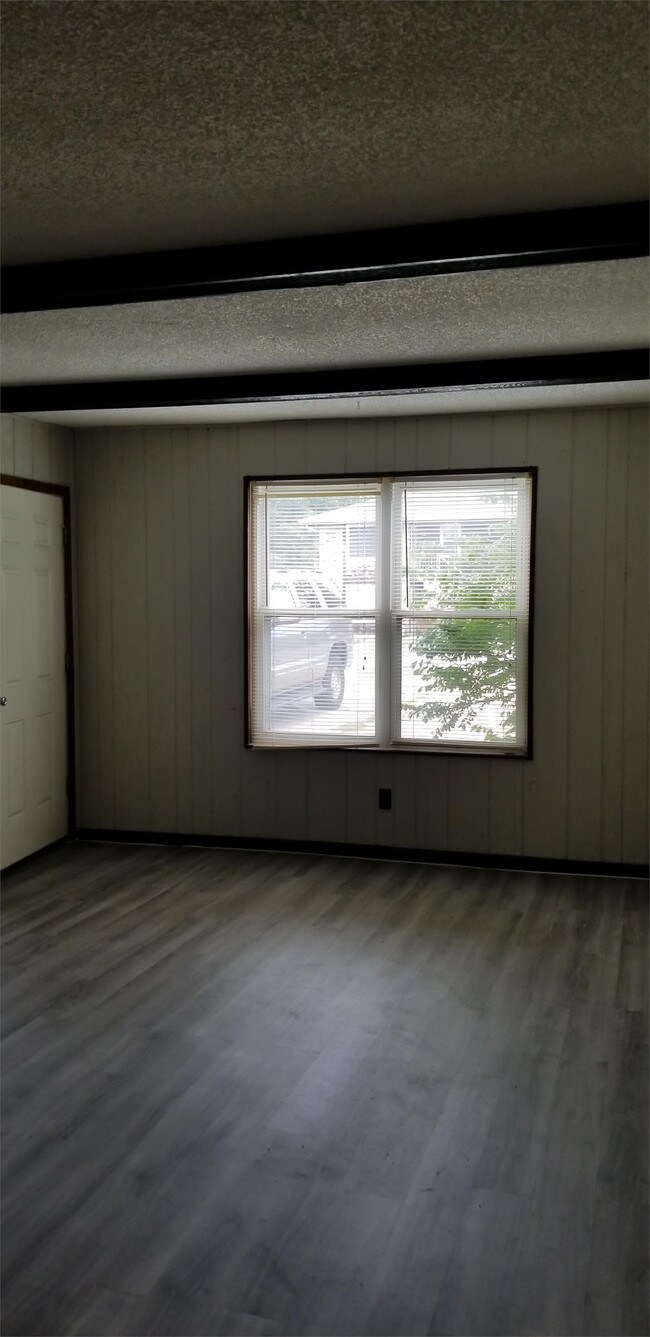 Foto del edificio - 11427 E 71 St