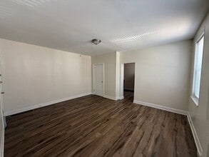 Building Photo - 1318 N 25th St