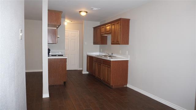 Foto del edificio - 2113 R. W. Bivens Ln